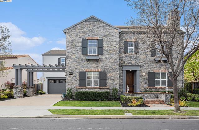 1049 S WEDGEWOOD DR, San Ramon CA: https://media.crmls.org/mediaz/5ed727f0-729d-4541-b91f-dbe71bbff5f4.jpg