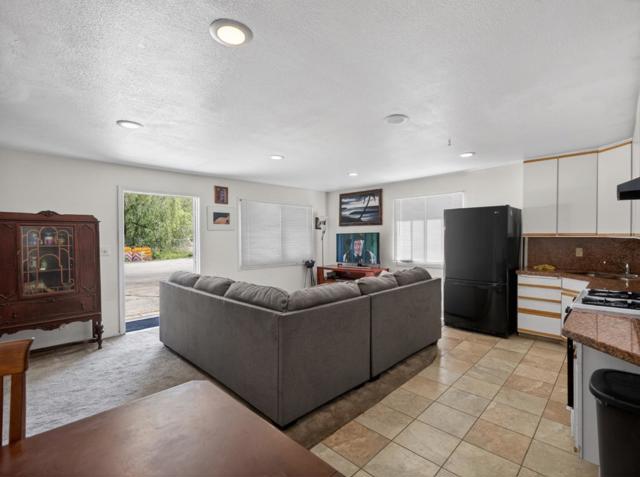 2545 Mar Vista Drive, Aptos CA: https://media.crmls.org/mediaz/5ed7789e-c240-4374-ad6e-52ad4bbf6bf9.jpg