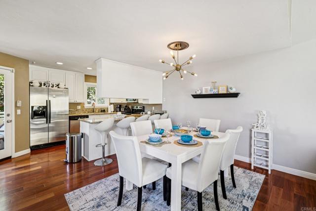 3843 Riviera Drive, San Diego CA: https://media.crmls.org/mediaz/5ed833fd-4c63-469c-8c58-adda7f2cbc78.jpg