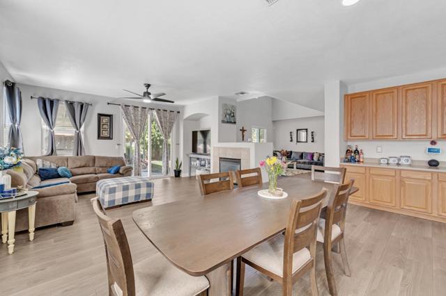 17753 Wheat Field Street, Lathrop CA: https://media.crmls.org/mediaz/5ed872a2-c5e2-4492-a33c-61314fafd43e.jpg