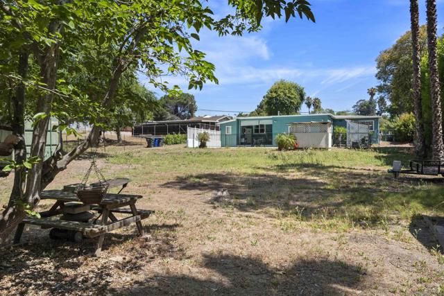 10705 Louisa Dr., La Mesa CA: https://media.crmls.org/mediaz/5ed962c8-1376-460d-9c2c-215e918c9233.jpg
