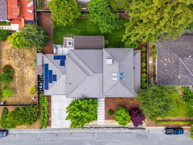 540 San Felicia Way, Los Altos CA: https://media.crmls.org/mediaz/5eda8e93-d83a-41a2-b9f6-0851b551db96.jpg
