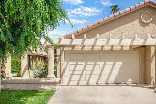 77676 Woodhaven Drive N, Palm Desert, CA 92211