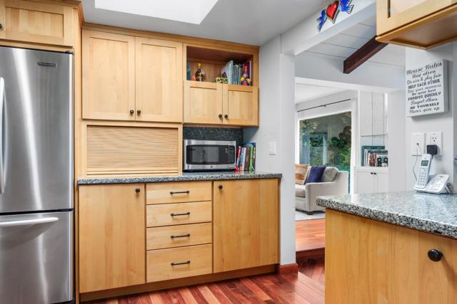 3625 N Main Street, Soquel CA: https://media.crmls.org/mediaz/5edd4d64-d633-44f7-a413-03eb94425829.jpg
