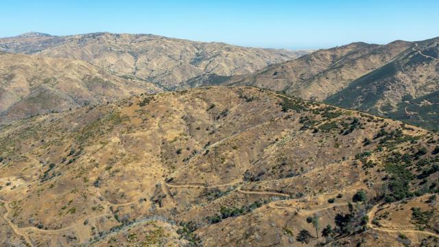 14600 Del Puerto Canyon Road, Newman CA: https://media.crmls.org/mediaz/5edd5367-792c-4522-9e0e-20a9e793b392.jpg
