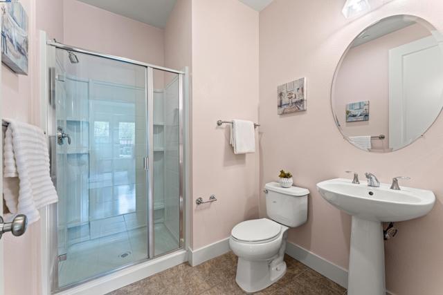 35607 Embassy Common, Fremont CA: https://media.crmls.org/mediaz/5edd84a9-97a0-45c7-bb4c-09583c7f0b37.jpg