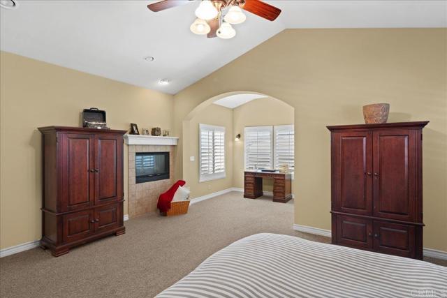 38161 Butterfly Court, Yucaipa CA: https://media.crmls.org/mediaz/5ede9d0e-b8fb-4c2d-bcd9-661fd52df651.jpg