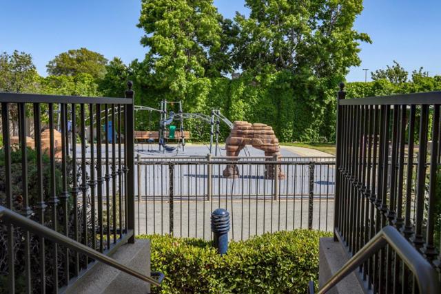 878 Luz Del Sol Loop, Milpitas CA: https://media.crmls.org/mediaz/5edea7eb-f984-4562-84d2-ca96fe641bf6.jpg
