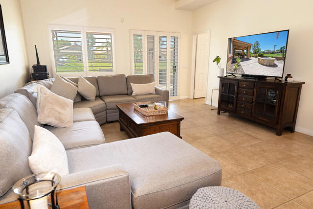 45439 Shaugnessy Drive, Indio CA: https://media.crmls.org/mediaz/5edf0ff8-714c-4e82-b1ef-e129d069fbb8.jpg