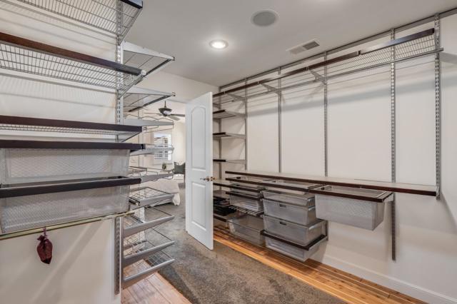 321 Beach Park Boulevard, Foster City CA: https://media.crmls.org/mediaz/5edf31a4-b32d-4493-8fb0-7792b91d2f54.jpg