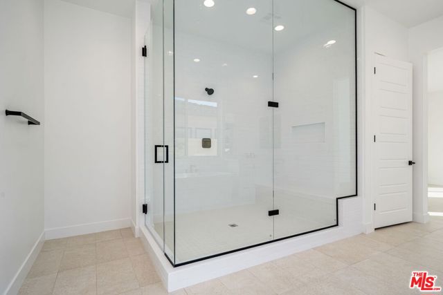 57660 Cherrywood Place, La Quinta CA: https://media.crmls.org/mediaz/5edf8f95-f545-42ef-89d4-803ad2fdefe3.jpg