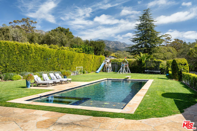 608 Stone Meadow Lane, Santa Barbara CA: https://media.crmls.org/mediaz/5edfc0d2-bd53-40fa-ac8a-8ff07eadb4c3.jpg