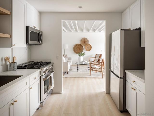 148 150 North Acacia, Solana Beach CA: https://media.crmls.org/mediaz/5edfde09-ccd1-4dab-bdc6-349ee5810efe.jpg