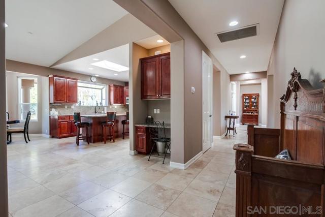 Image 9 of 44 For 16270 Pauma Valley Dr