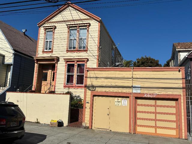 13391341 York Street, San Francisco CA: https://media.crmls.org/mediaz/5ee17650-8fc6-4c49-9bc8-85acaa9e2c63.jpg
