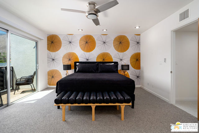 588 E San Lorenzo Road, Palm Springs CA: https://media.crmls.org/mediaz/5ee1c551-6fd6-4f7b-b0a2-d65c1dd1bcd5.jpg
