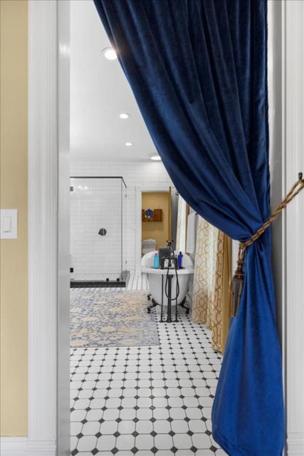 223 N Oregon Street, Yreka CA: https://media.crmls.org/mediaz/5ee25578-613f-4f7a-8605-c8f209326e58.jpg