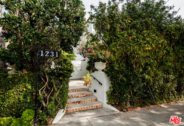 1231 9th Street, 7 photo 3