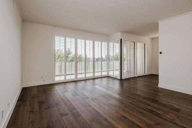 50 Mounds Road, San Mateo CA: https://media.crmls.org/mediaz/5ee3e473-3353-437b-9ec8-30c855cb9e7b.jpg