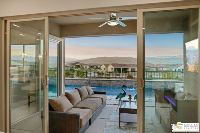 101 Zinfandel, Rancho Mirage CA: https://media.crmls.org/mediaz/5ee4a040-3a98-4073-99bb-5f0d29aee7b4.jpg