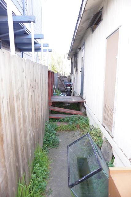 2514 Linden Street, Oakland CA: https://media.crmls.org/mediaz/5ee5301e-5d18-445f-82b2-48210a090714.jpg