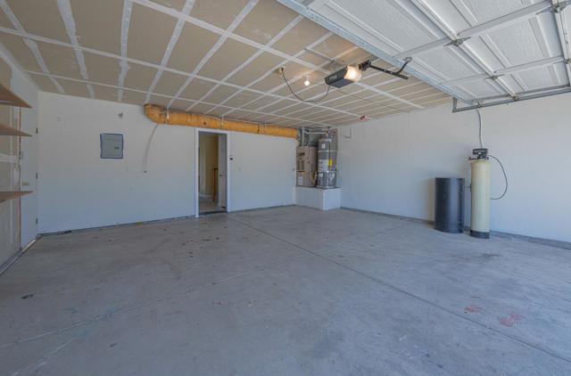 736 Potrero Way, Salinas CA: https://media.crmls.org/mediaz/5ee67984-bb14-4f14-be02-7164592683f1.jpg