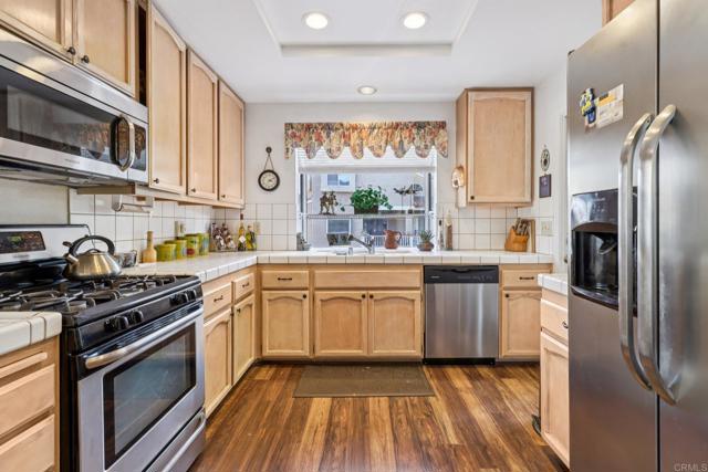 Detail Gallery Image 20 of 67 For 7747 Caminito Monarca #100,  Carlsbad,  CA 92009 - 3 Beds | 3 Baths