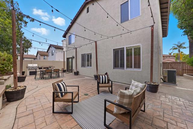 1029 Vista Oak Place, Chula Vista CA: https://media.crmls.org/mediaz/5ee703f9-8621-42bd-85a2-e1ccd5a2f64e.jpg