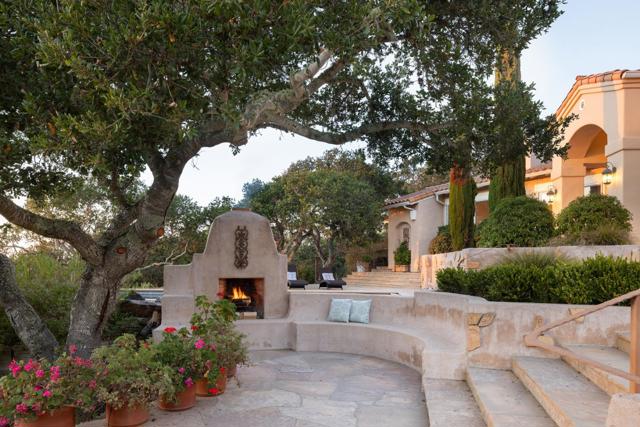 25440 Boots Road, Monterey CA: https://media.crmls.org/mediaz/5ee7789c-5c6e-4d61-8354-e10fdd824656.jpg