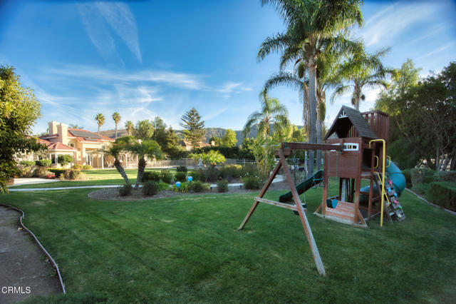 2021 Brittany Park Road, Camarillo CA: https://media.crmls.org/mediaz/5ee8dbfc-7823-4c7b-b980-49f7b77de139.jpg