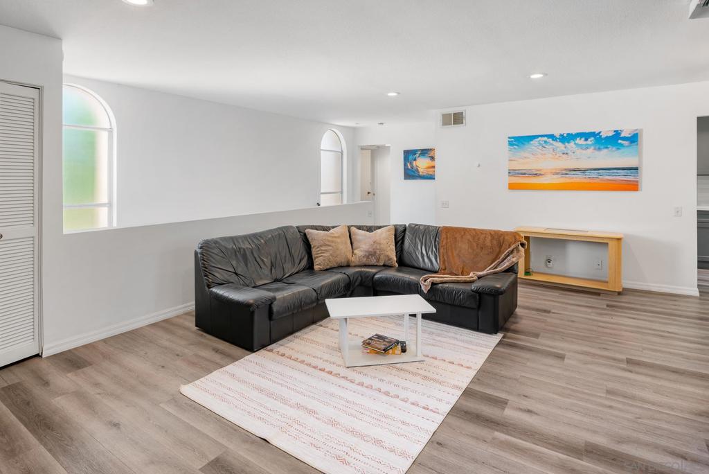 4891 Collwood Blvd - photo 6