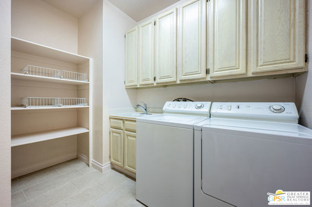 Image 19 of 47 For 1399 Via Donna