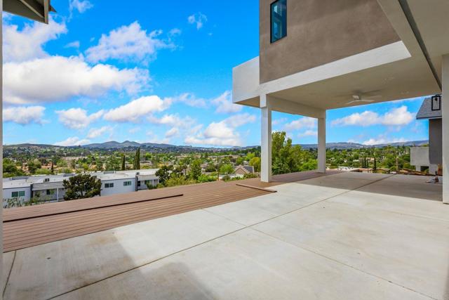 Detail Gallery Image 32 of 37 For 1535 Mount Glen, Escondido,  CA 92025 - 5 Beds | 4/1 Baths