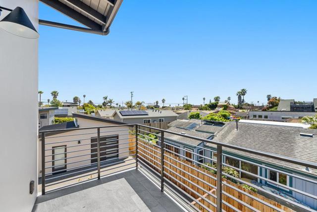 334 Anchorage Avenue, Santa Cruz CA: https://media.crmls.org/mediaz/5eebadb5-e81d-46f7-b954-eb1c529bd95b.jpg