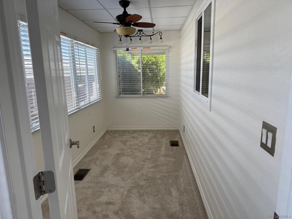 MLS #250023933SD image #9