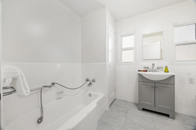 231 S Idaho Street, San Mateo CA: https://media.crmls.org/mediaz/5eedd838-6af7-4031-9d63-f9e73a2d3864.jpg