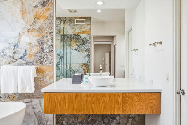 371 Tomahawk Drive, Palm Desert, CA 92211