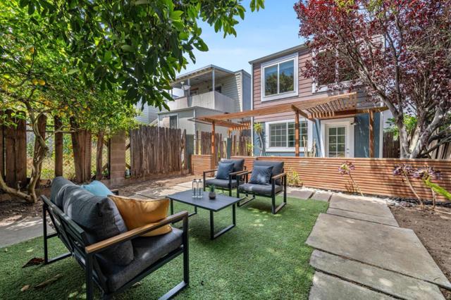 275 Teddy Avenue, San Francisco CA: https://media.crmls.org/mediaz/5eef2e2f-f74b-4cb3-9f8c-9bede37d1373.jpg