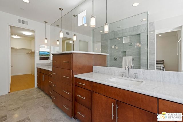 941 Oceo Circle, Palm Springs CA: https://media.crmls.org/mediaz/5ef05252-5201-42ec-a19b-1176c51175ec.jpg