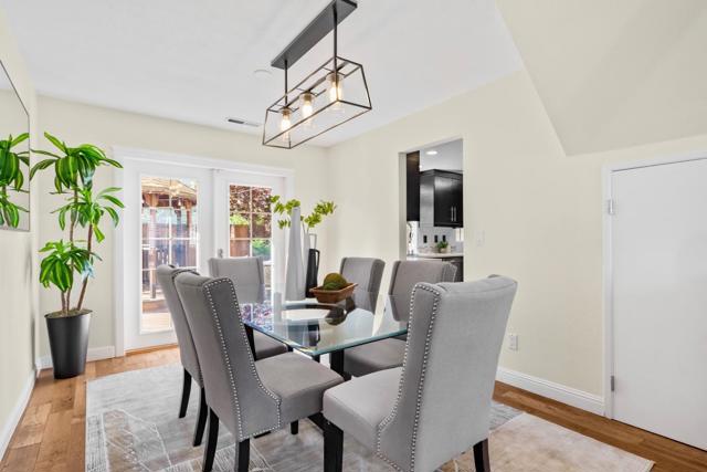 395 Sandstone Drive, Fremont CA: https://media.crmls.org/mediaz/5ef096fa-f764-491b-a6e0-9ed6e0bf44a1.jpg