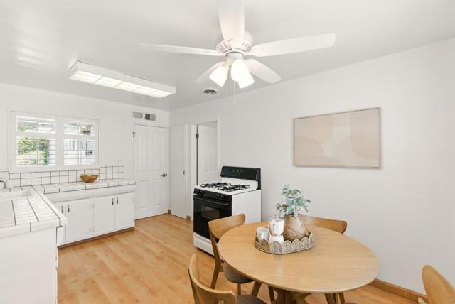 936 Greenwich Avenue, Sunnyvale CA: https://media.crmls.org/mediaz/5ef1a145-fd0f-4840-90d8-7165207c670d.jpg