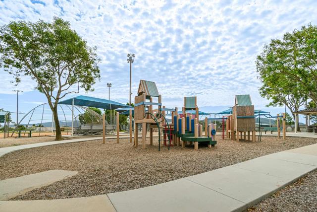 Detail Gallery Image 21 of 22 For 639 Starstone Dr, San Marcos,  CA 92078 - 3 Beds | 2 Baths