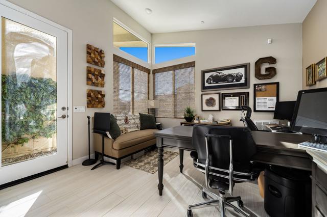 1514 Overpark Lane, Beaumont CA: https://media.crmls.org/mediaz/5ef2d280-6a85-45b1-80fc-00a63ae99c7e.jpg