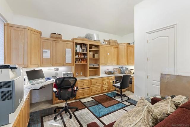 617 Gage Drive, San Diego CA: https://media.crmls.org/mediaz/5ef30feb-5dea-4809-921b-7f5802331b5d.jpg