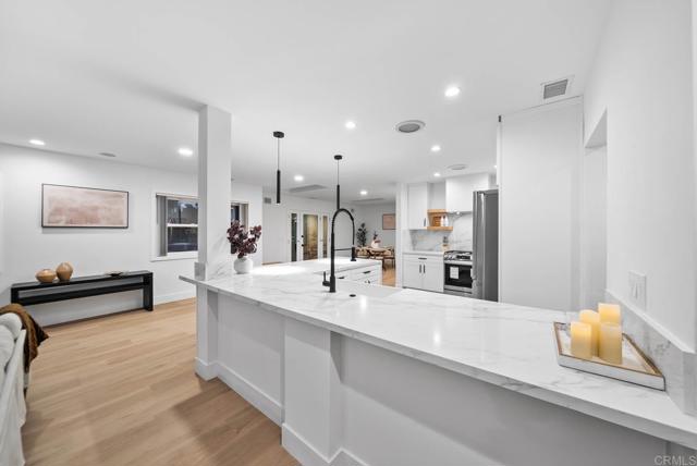 5975 N Nagel Street, La Mesa CA: https://media.crmls.org/mediaz/5ef46310-6ffd-489b-a7de-d762c368d02d.jpg