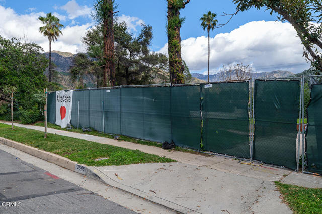 Detail Gallery Image 13 of 20 For 2546 Highland Ave, Altadena,  CA 91001 - – Beds | – Baths