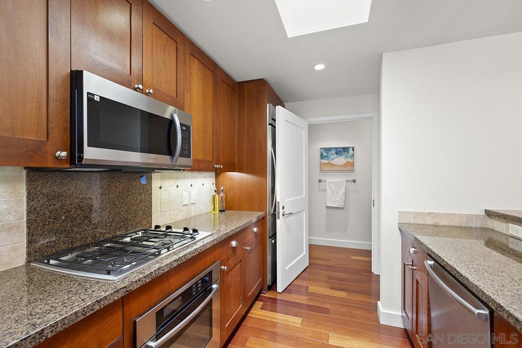 700 E Street - photo 12