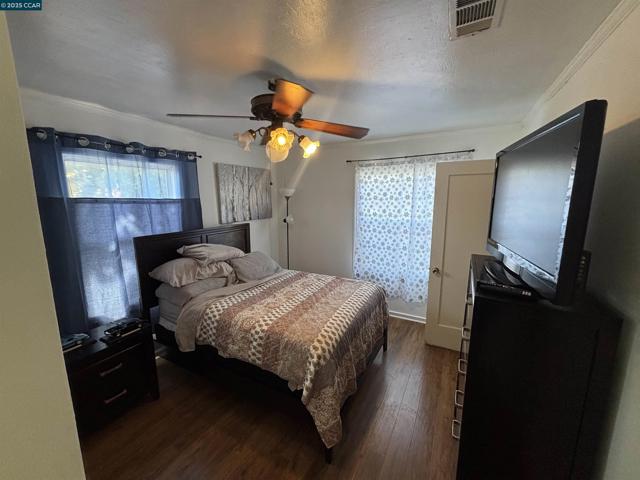 2765 Tuolumne Street, Vallejo CA: https://media.crmls.org/mediaz/5ef5eb4e-dcfb-480f-acab-292f9b93fde4.jpg