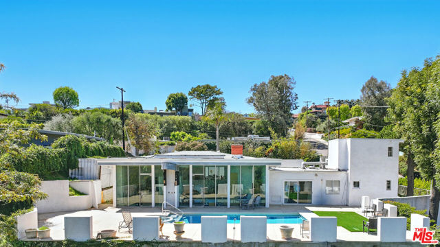 2442 Green View Place, Los Angeles CA: https://media.crmls.org/mediaz/5ef6e5f4-7d8f-431b-a58f-d57e4504d1f1.jpg