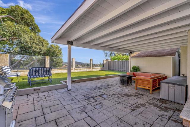 Detail Gallery Image 5 of 49 For 9525 High Park Ln, Rancho Penasquitos,  CA 92129 - 3 Beds | 3 Baths